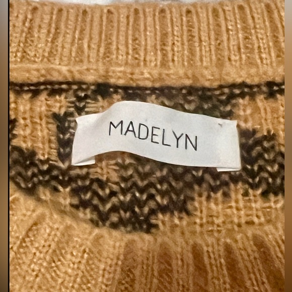 Madelyn Brand Leopard 🐆 Print Fuzzy Sweater M - Picture 3 of 5
